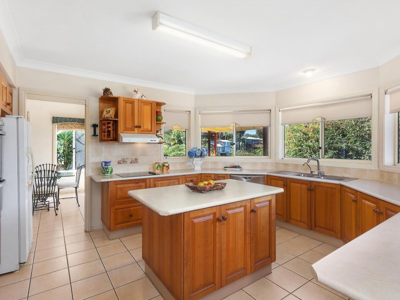 100 Bradleys Road, North Avoca NSW 2260