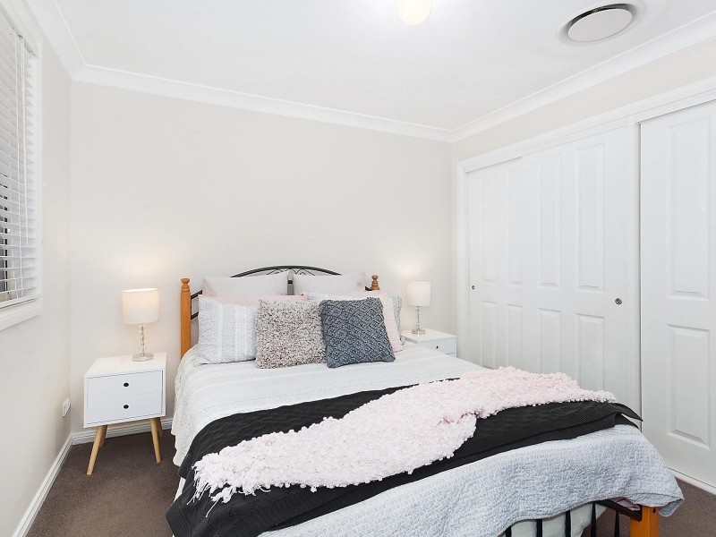 1/156 Albany Street, Point Frederick NSW 2250