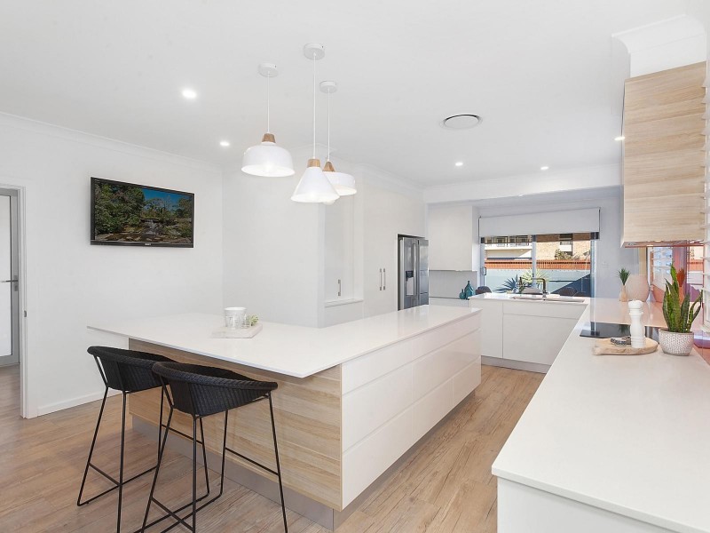 6 Arila Avenue, Wamberal NSW 2260