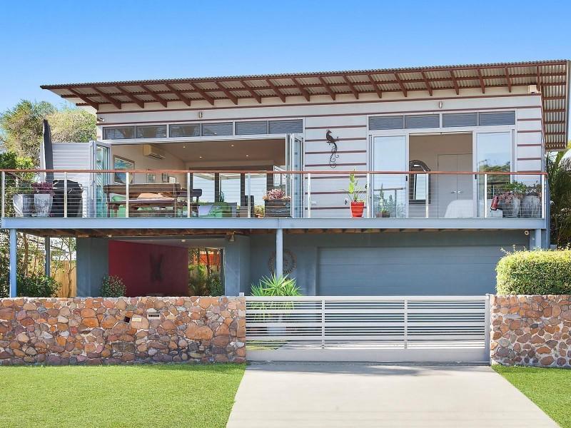 22 Lake View Road, Wamberal NSW 2260