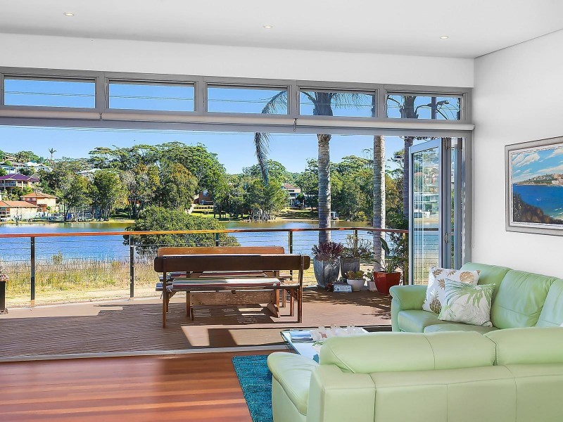 22 Lake View Road, Wamberal NSW 2260