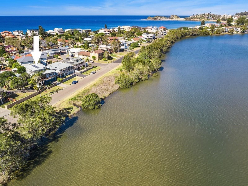 22 Lake View Road, Wamberal NSW 2260