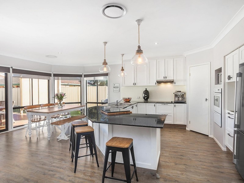 9 Lewis Crescent, Forresters Beach NSW 2260