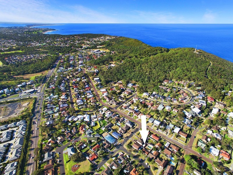 9 Lewis Crescent, Forresters Beach NSW 2260