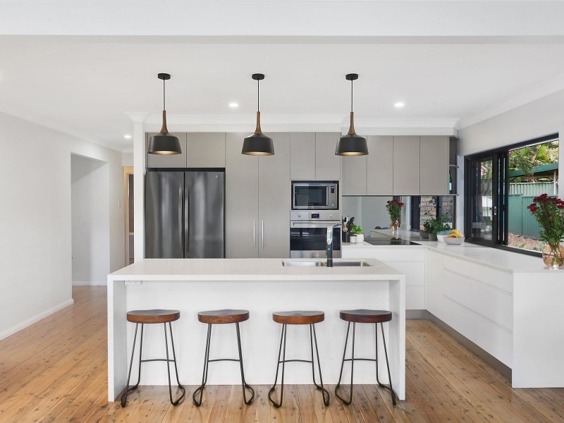 8 Loxton Avenue, Wamberal NSW 2260