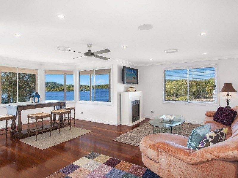 24B Kincumber Crescent, Davistown NSW 2251