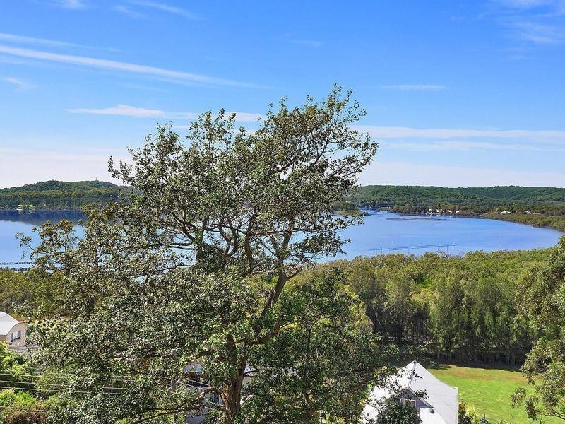 59 Broadwater Drive, Saratoga NSW 2251