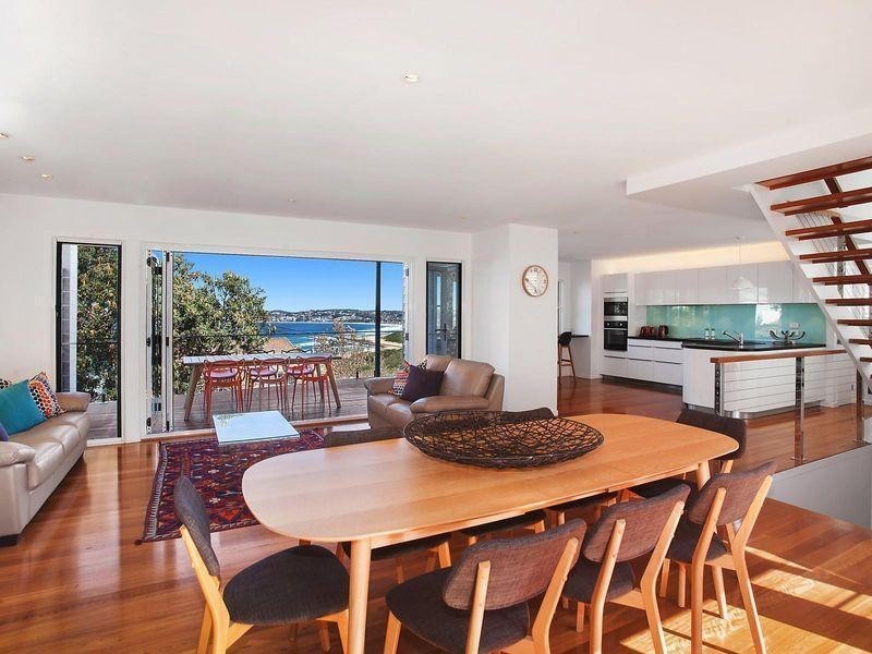 11 Kalakau Avenue, Forresters Beach NSW 2260