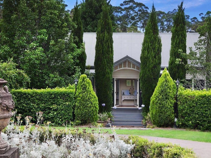 243 Avoca Drive, Kincumber NSW 2251