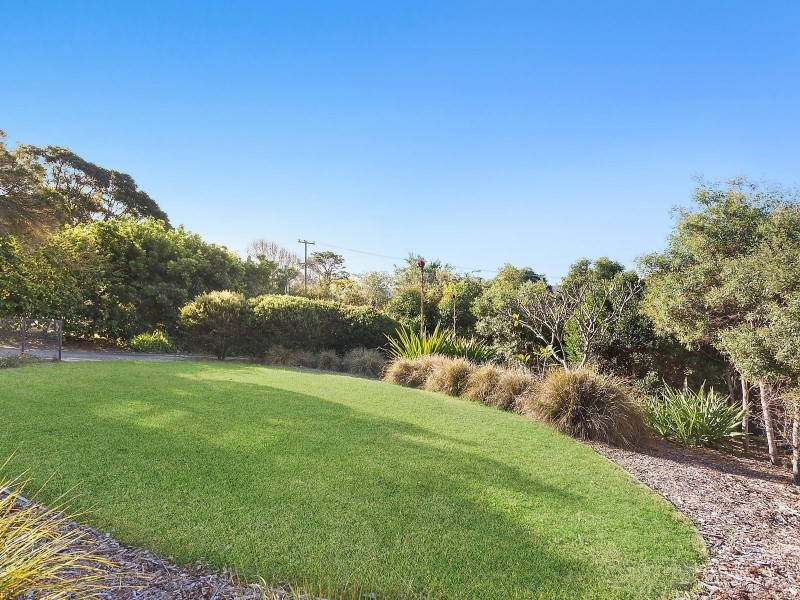 20 Beachview Esplanade, Macmasters Beach NSW 2251