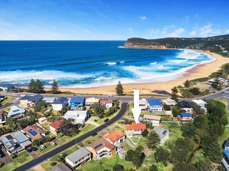 2/4 Del Mar Drive, Copacabana NSW 2251