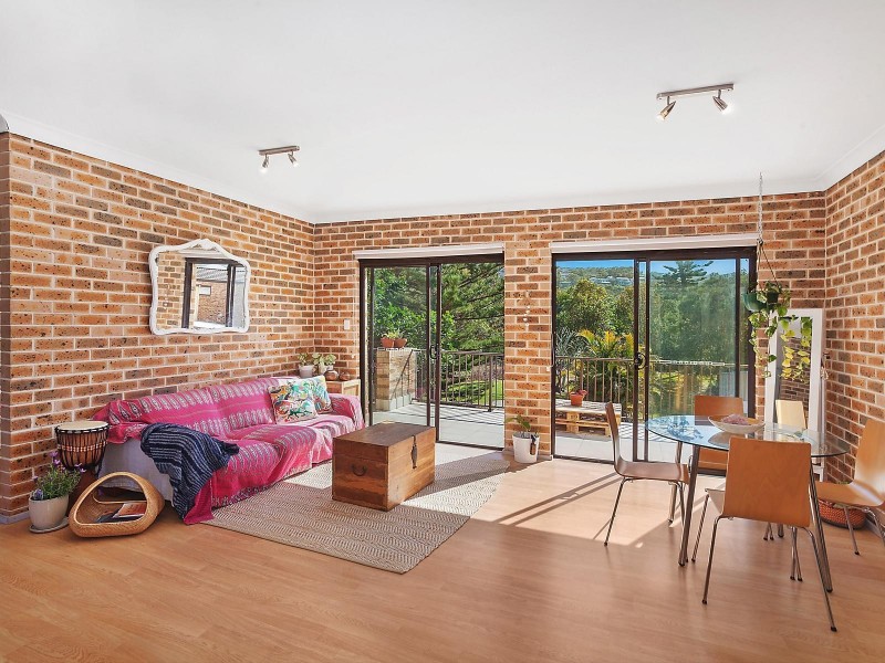 2/4 Del Mar Drive, Copacabana NSW 2251