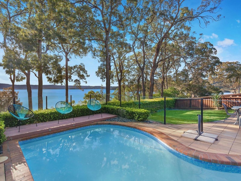 11 Wilkie-King Avenue, Saratoga NSW 2251