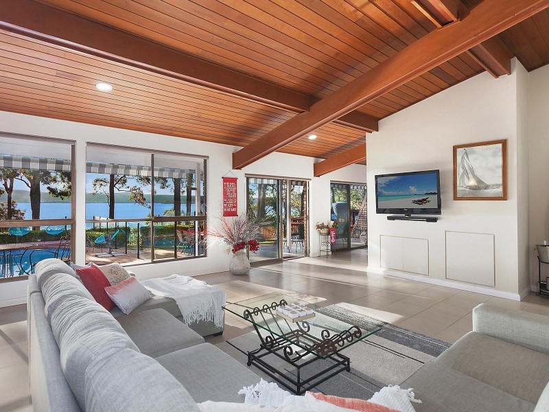 11 Wilkie-King Avenue, Saratoga NSW 2251