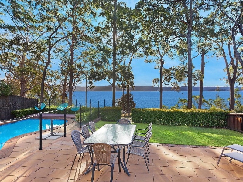 11 Wilkie-King Avenue, Saratoga NSW 2251