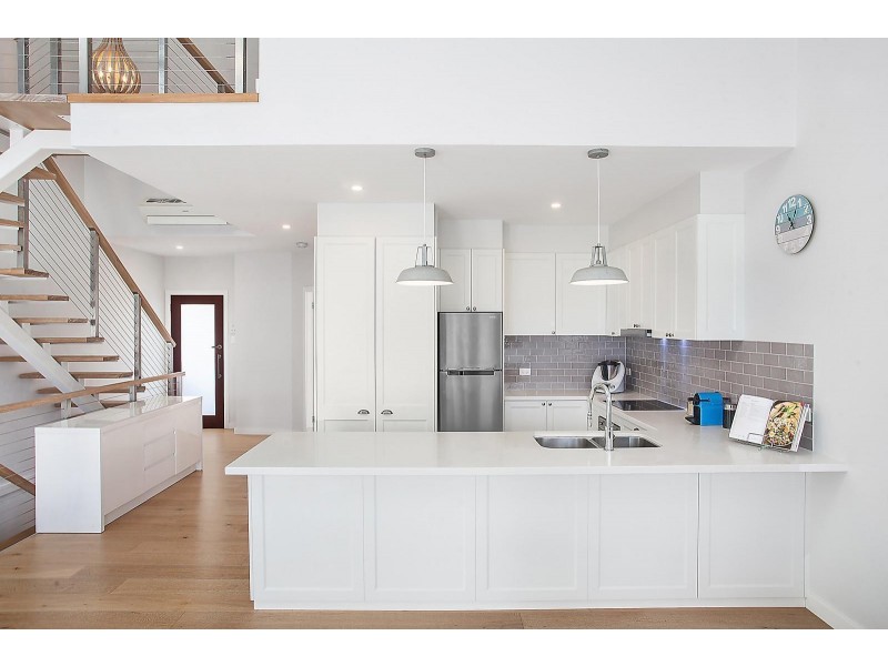 1/6 Ghersi Avenue, Wamberal NSW 2260