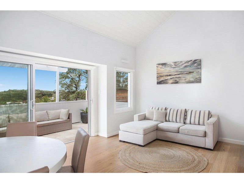 1/6 Ghersi Avenue, Wamberal NSW 2260