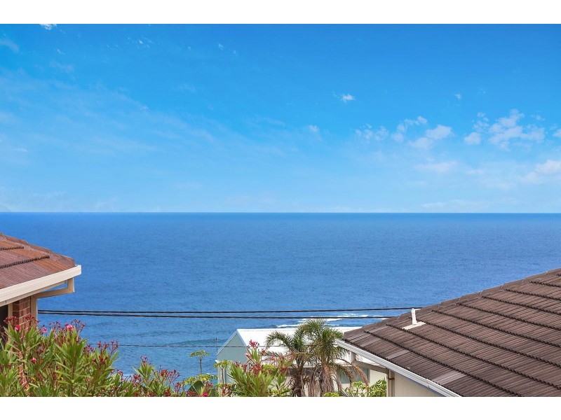 57 Forresters Beach Road, Forresters Beach NSW 2260