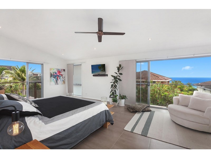 57 Forresters Beach Road, Forresters Beach NSW 2260