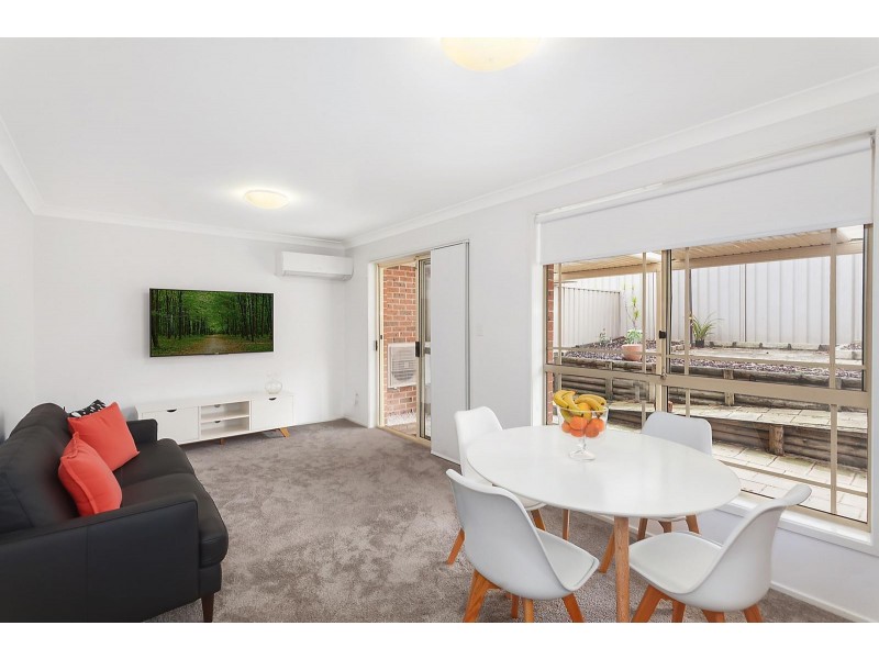 2/15 Sandpiper Place, Green Point NSW 2251