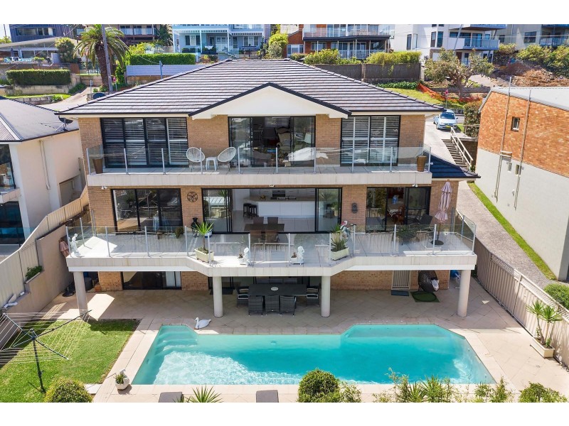 30 Dover Road, Wamberal NSW 2260
