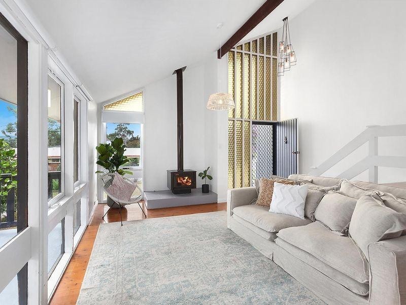4 Greenslope Drive, Green Point NSW 2251