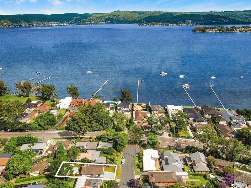 4 Greenslope Drive, Green Point NSW 2251