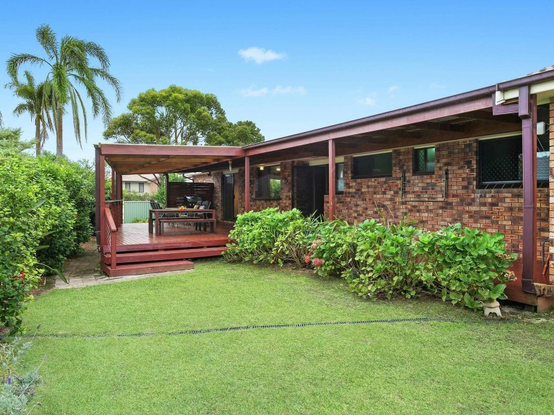8 Zora Place, Bateau Bay NSW 2261