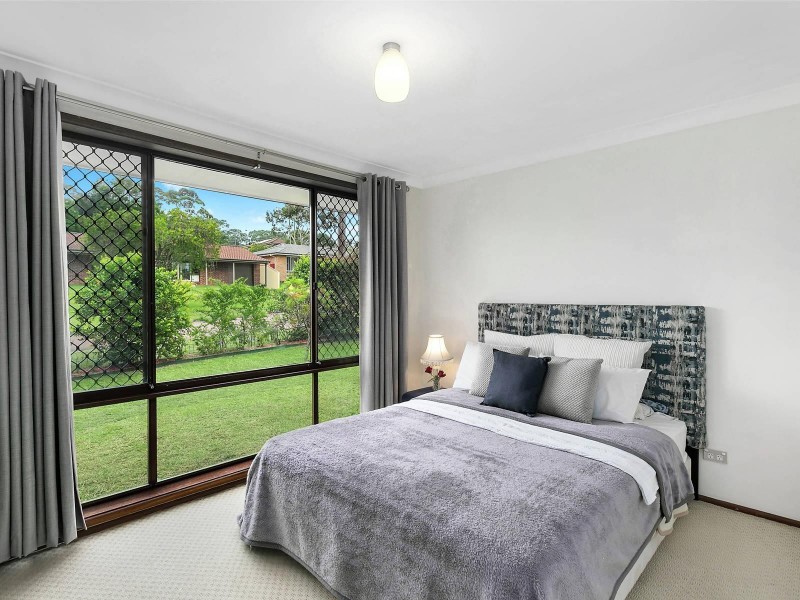 8 Zora Place, Bateau Bay NSW 2261