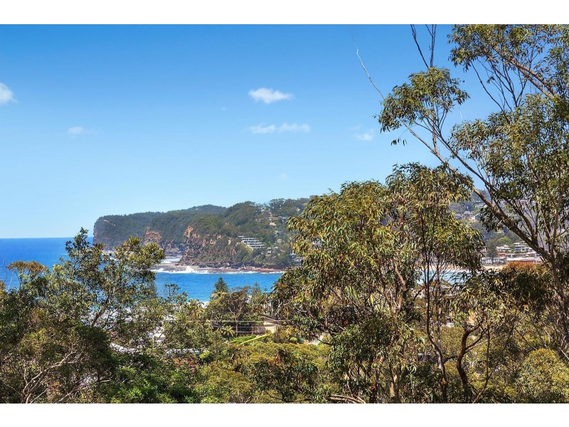 25 Surf Rider Avenue, North Avoca NSW 2260