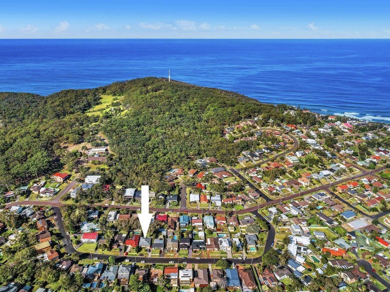 22 Joan Street, Forresters Beach NSW 2260