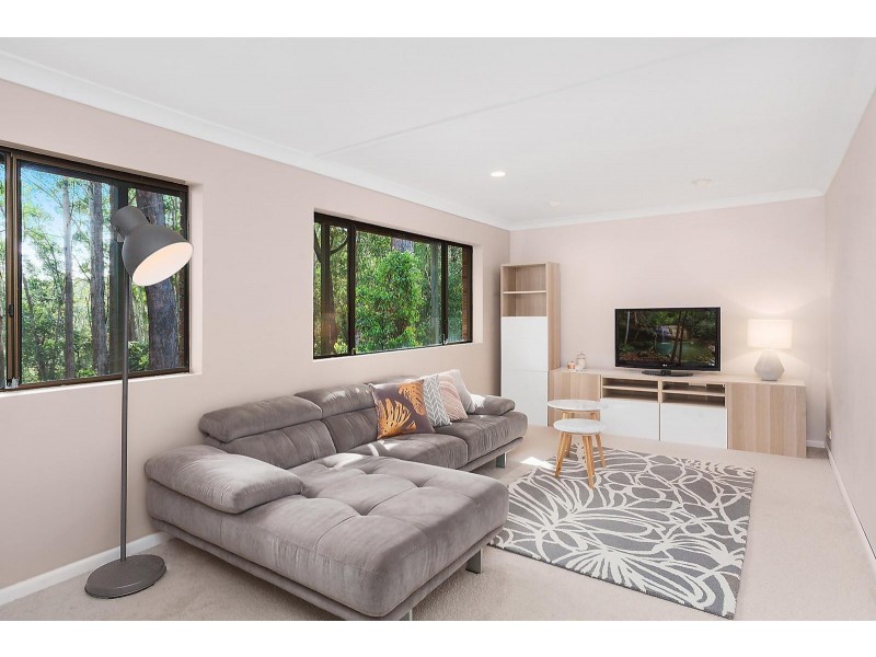 22 Maranoa Street, Wyoming NSW 2250