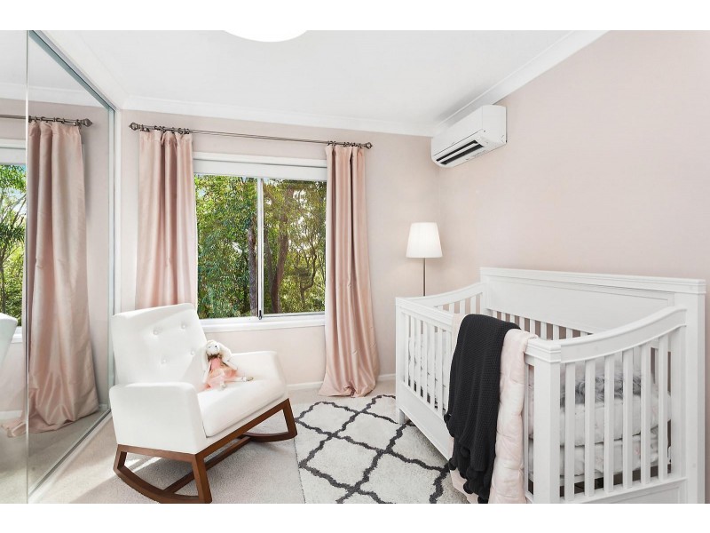 22 Maranoa Street, Wyoming NSW 2250