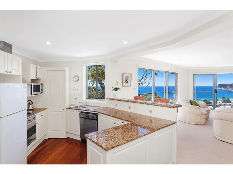 27 Table Top Road, North Avoca NSW 2260