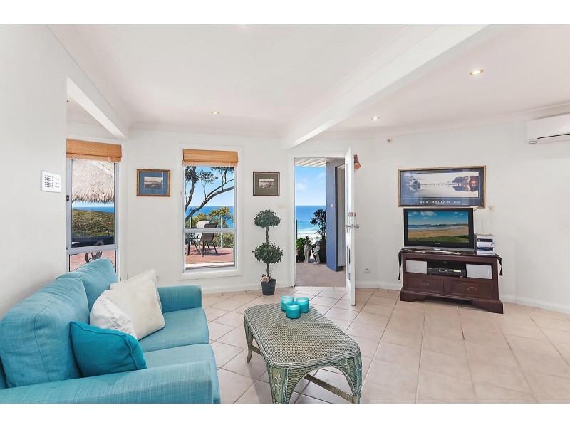 27 Table Top Road, North Avoca NSW 2260