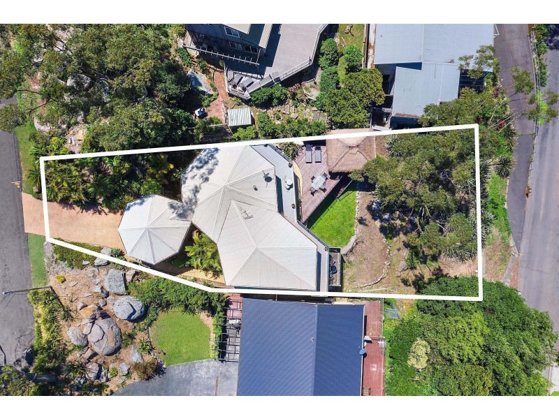 27 Table Top Road, North Avoca NSW 2260