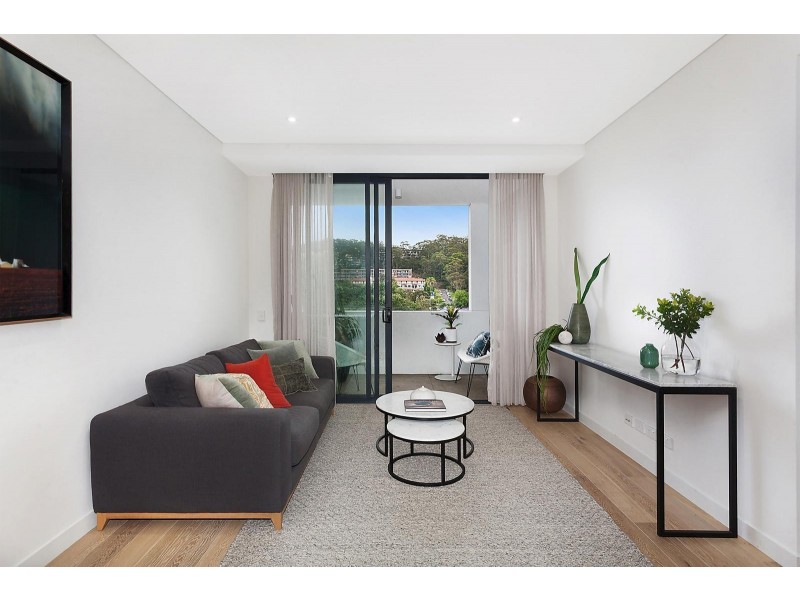 203/148A Albany Street, Point Frederick NSW 2250