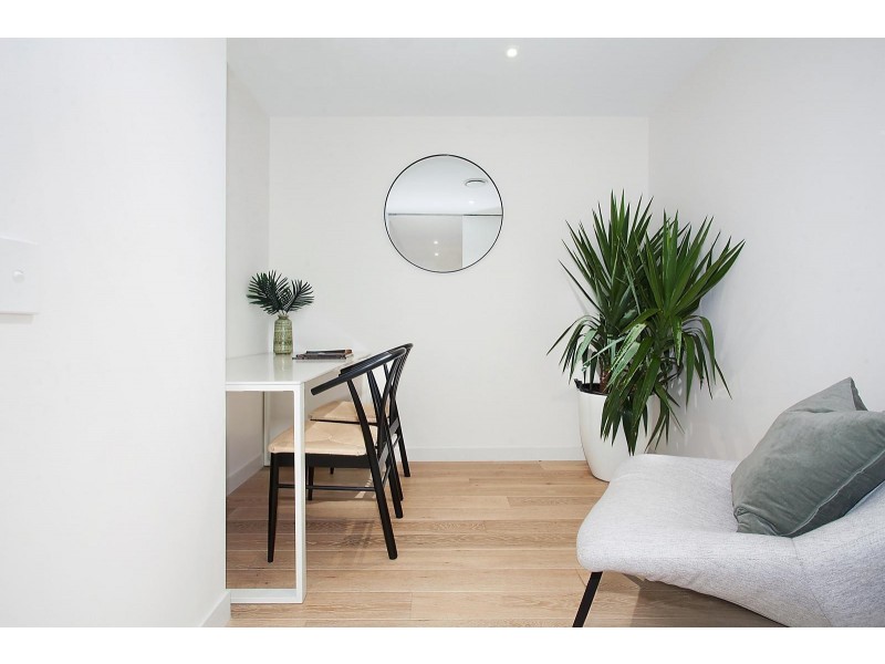 203/148A Albany Street, Point Frederick NSW 2250