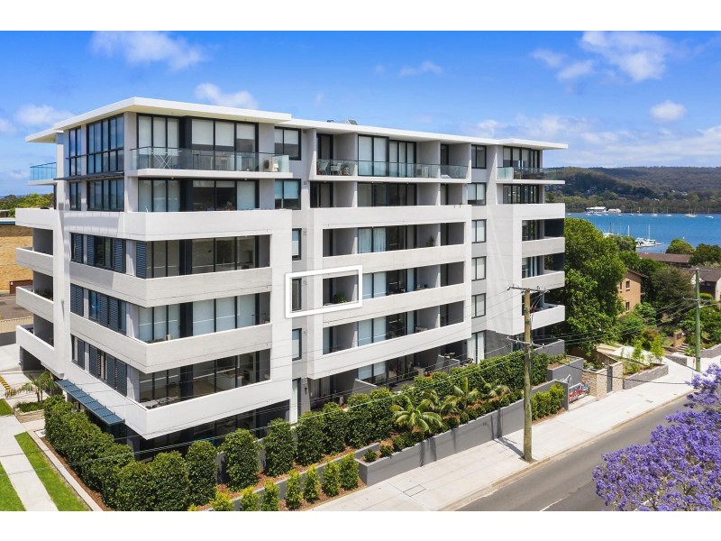 203/148A Albany Street, Point Frederick NSW 2250