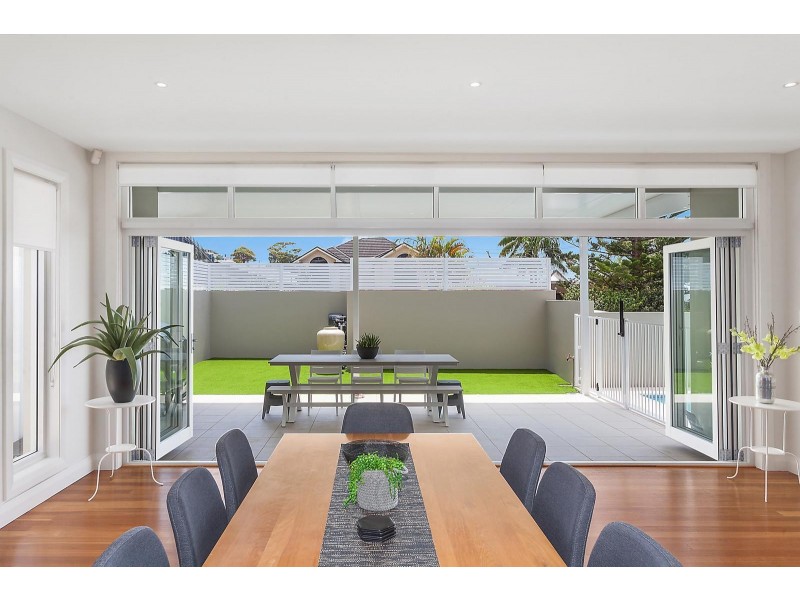 1/10 Grosvenor Road, Terrigal NSW 2260