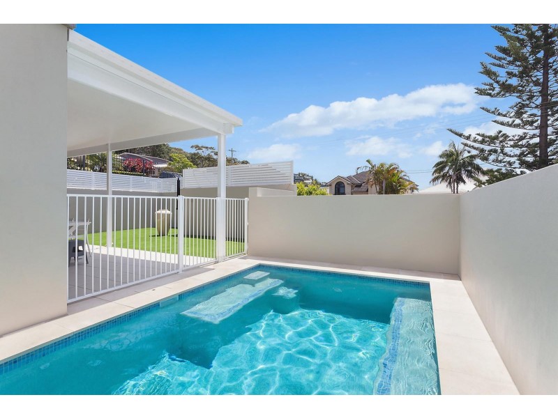 1/10 Grosvenor Road, Terrigal NSW 2260