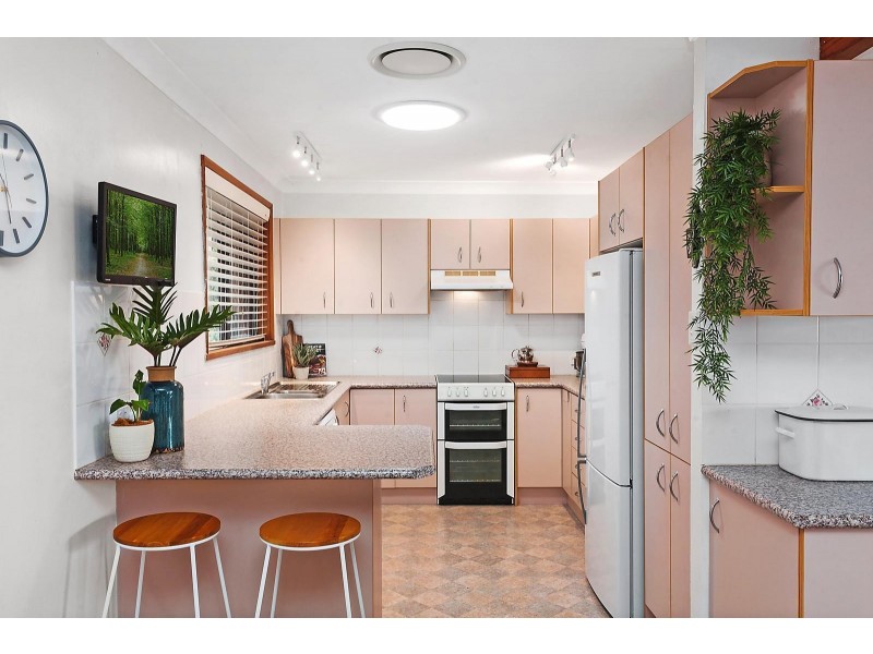 3 Greenslope Drive, Green Point NSW 2251