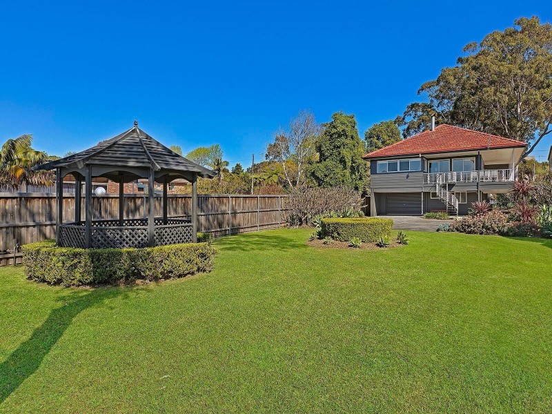 83 Albany Street, Point Frederick NSW 2250