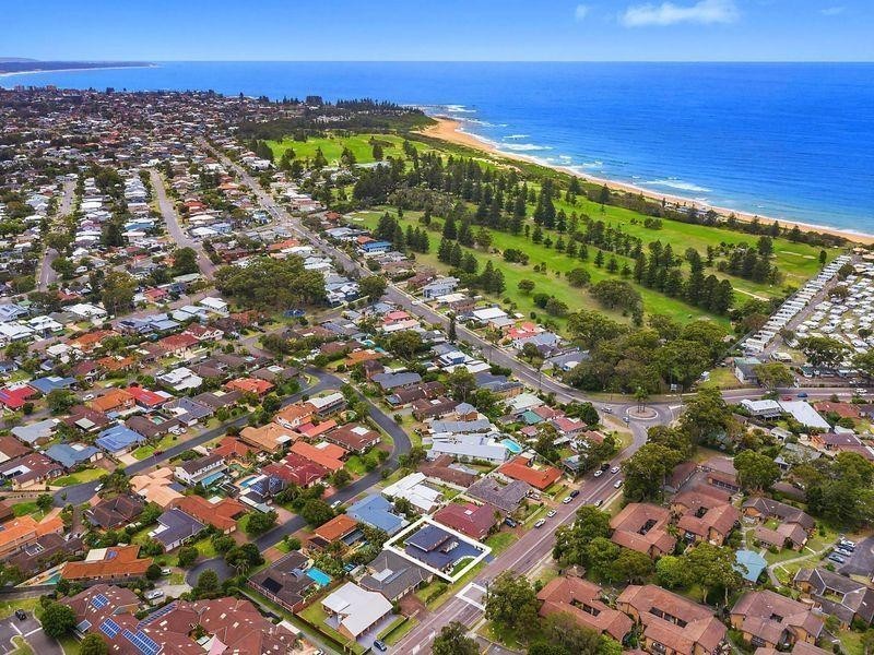 18 Yakalla Street, Shelly Beach NSW 2261