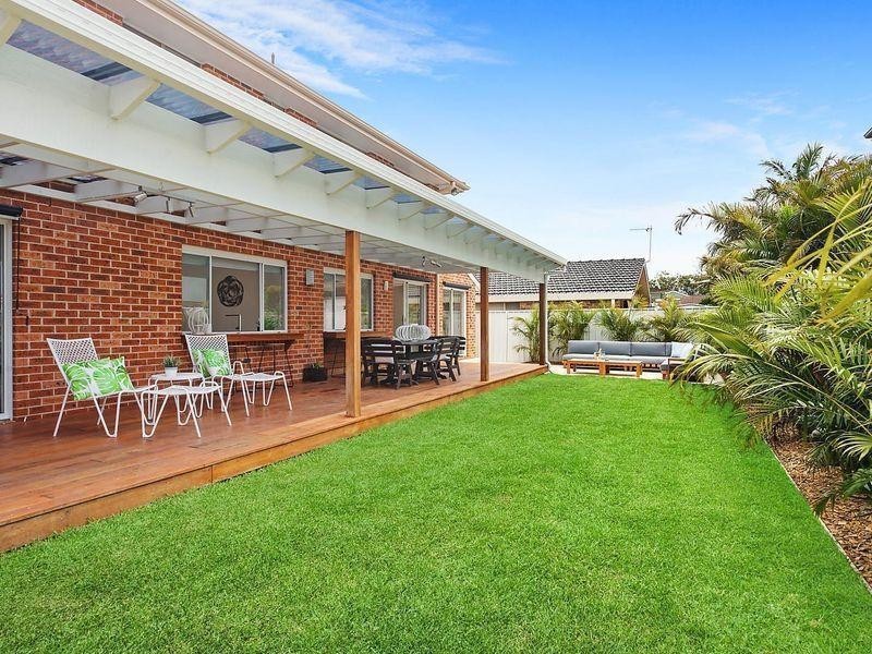 18 Yakalla Street, Shelly Beach NSW 2261