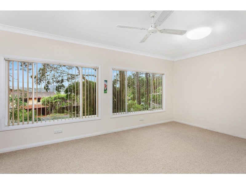 16 Warri Crescent, Macmasters Beach NSW 2251