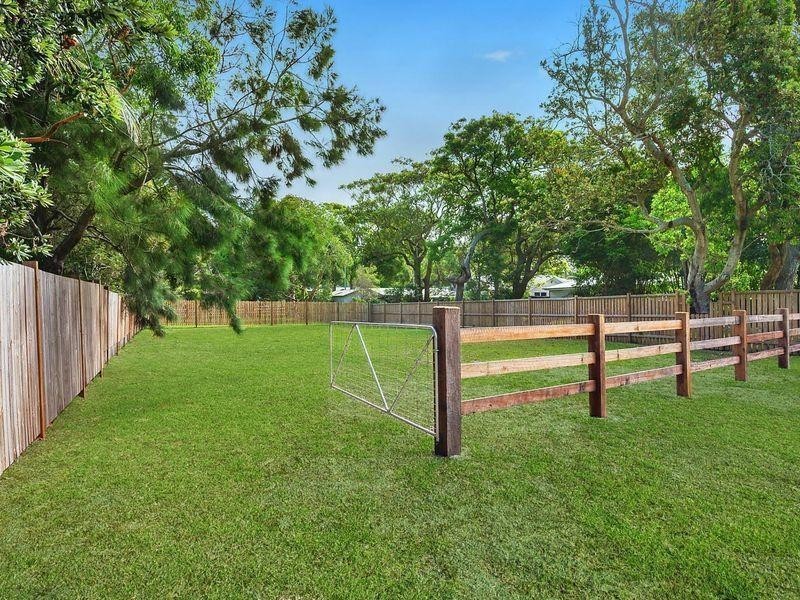 42 Lakeside Drive, Macmasters Beach NSW 2251