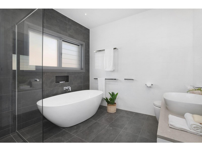 20 Sonny Crescent, Terrigal NSW 2260