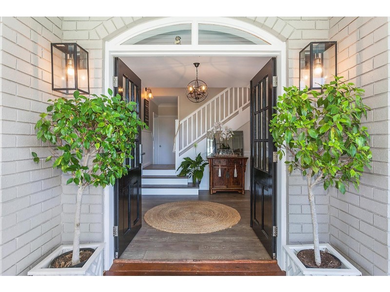 1 Blue View Crescent, Terrigal NSW 2260