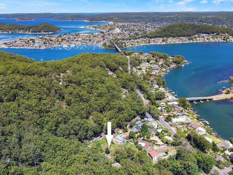 12 Yugari Crescent, Daleys Point NSW 2257